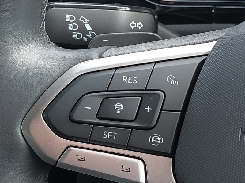 Used Volkswagen T-Roc 2023 for sale - 77999362: Photo 18