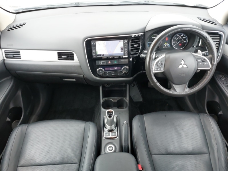 Used Mitsubishi Outlander 2015 for sale - 78023502: Photo 2