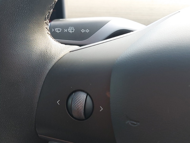 Used Tesla Model Y 2023 for sale - 77173689: Photo 18