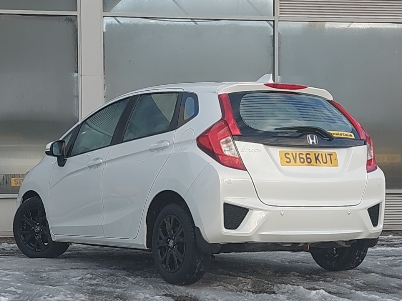 Used Honda Jazz 2016 for sale - 77183741: Photo 3