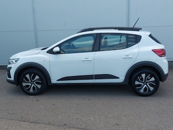 Used Dacia Sandero Stepway 2025 for sale - 79157433: Photo