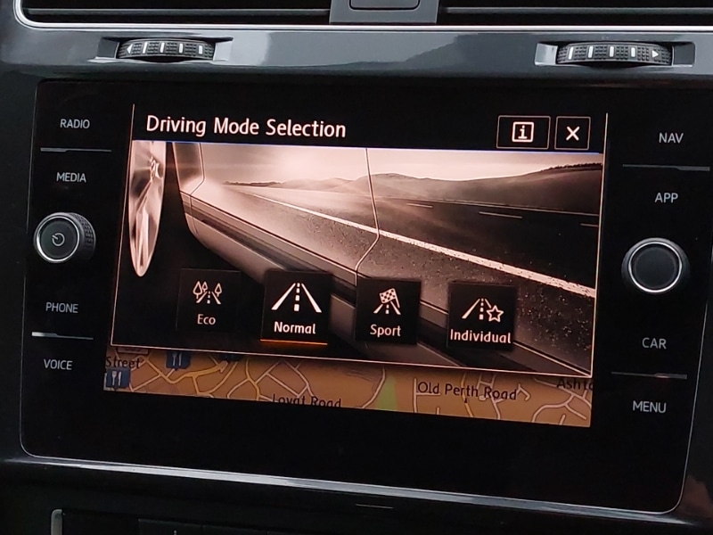 Used Volkswagen Golf 2019 for sale - 76834237: Photo 17