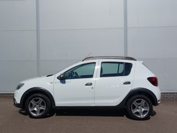 Used Dacia Sandero Stepway 2018 for sale - 79267715: Photo