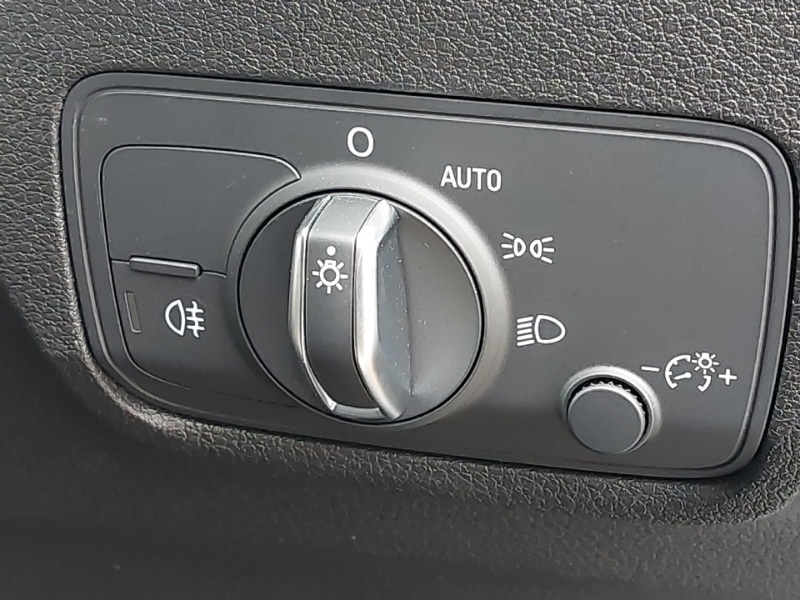 Used Audi Q2 2023 for sale - 77750645: Photo 11