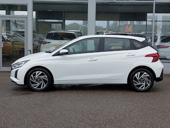 Used Hyundai i20 2024 for sale - 76129716: Photo 4