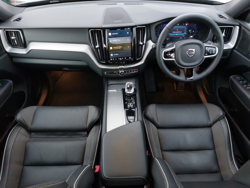 Used Volvo XC60 2022 for sale - 77337970: Photo 2