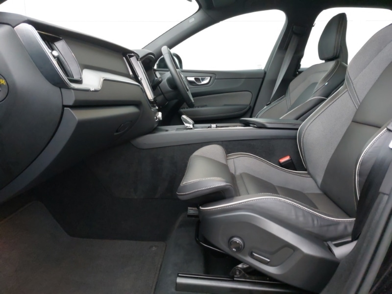 Used Volvo XC60 2022 for sale - 77337970: Photo 5