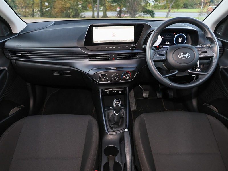 Used Hyundai i20 2024 for sale - 76602298: Photo 2