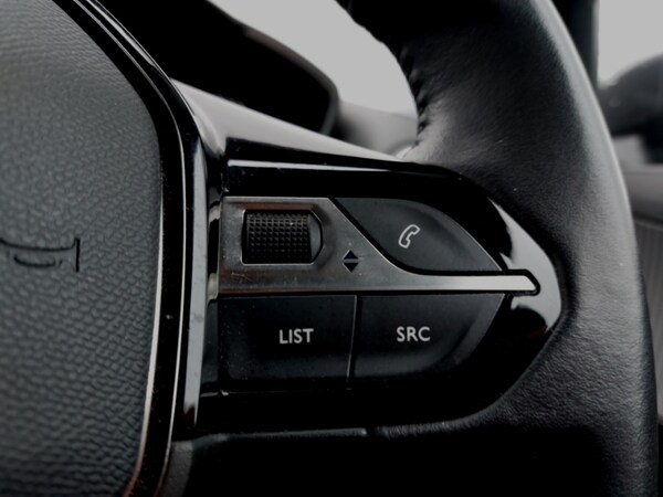 Used Peugeot 2008 2021 for sale - 76160882: Photo 13