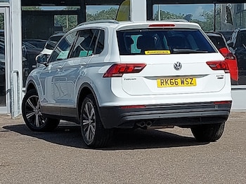 Used Volkswagen Tiguan 2016 for sale - 75763109: Photo