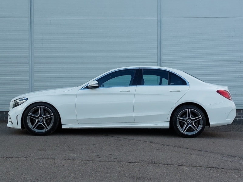 Used Mercedes-Benz C Class 2019 for sale - 78079700: Photo 4
