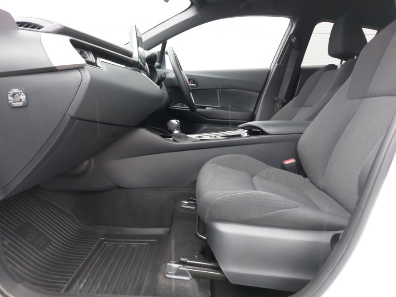 Used Toyota C-HR 2019 for sale - 76737044: Photo 5