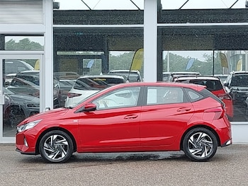 Used Hyundai i20 2023 for sale - 75476424: Photo