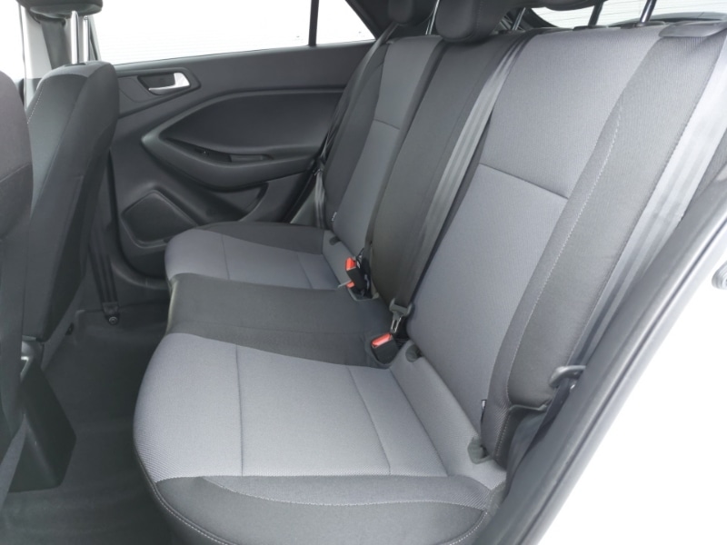 Used Hyundai i20 2020 for sale - 78183707: Photo 6