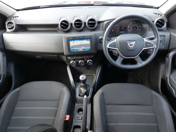 Used Dacia Duster 2018 for sale - 76238410: Photo 2