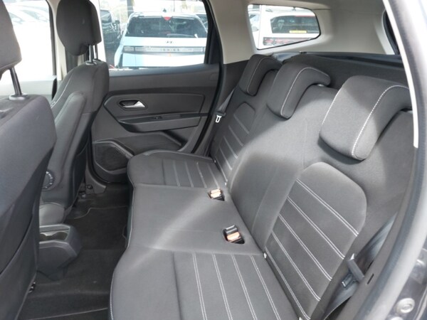 Used Dacia Duster 2018 for sale - 76238410: Photo 6
