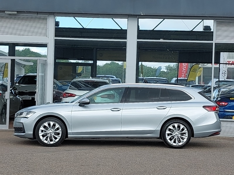 Used Skoda Superb 2024 for sale - 76699849: Photo 4