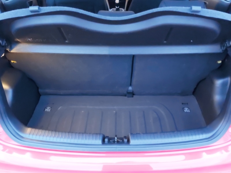 Used Hyundai i10 2018 for sale - 77448279: Photo 8