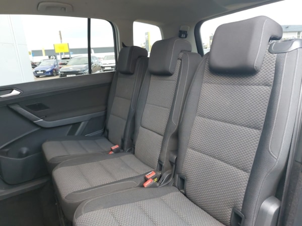 Used Volkswagen Touran 2017 for sale - 76331824: Photo 6