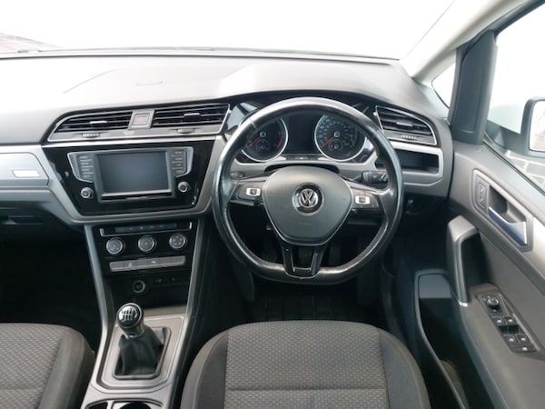 Used Volkswagen Touran 2017 for sale - 76331824: Photo 7