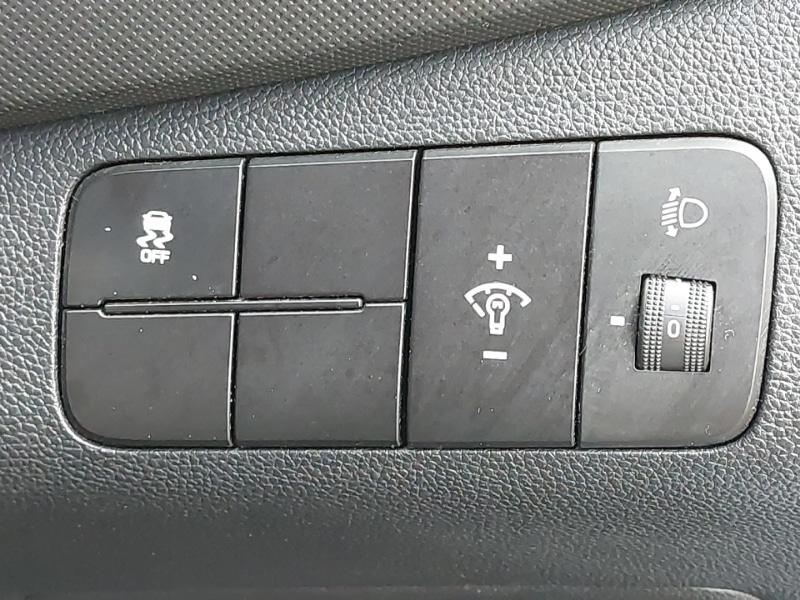 Used Hyundai i10 2017 for sale - 76375215: Photo 12