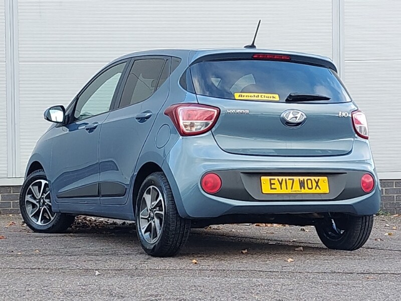 Used Hyundai i10 2017 for sale - 76375215: Photo 3