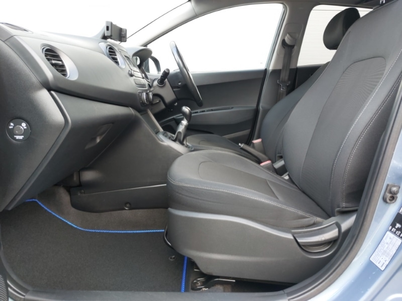 Used Hyundai i10 2017 for sale - 76375215: Photo 5