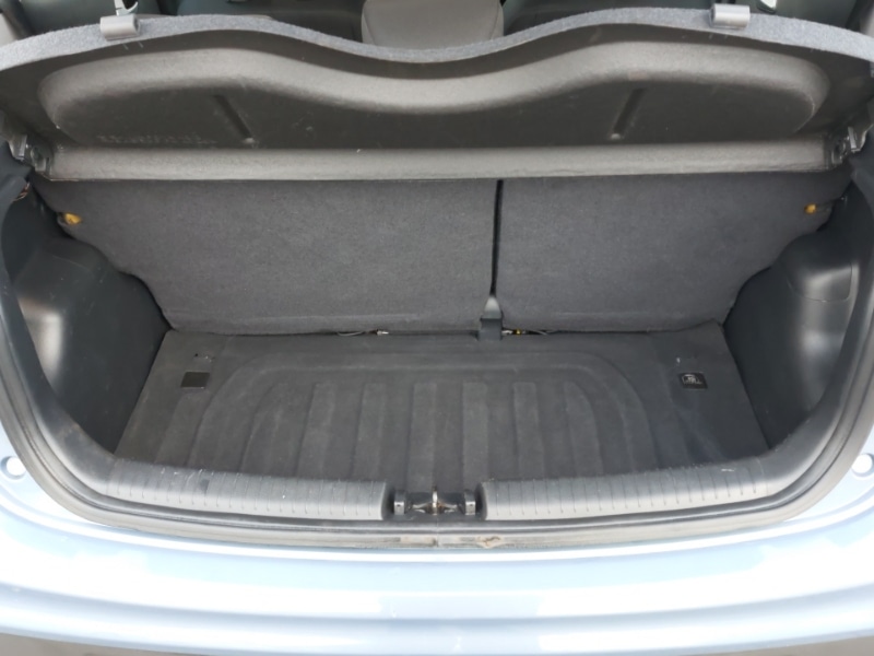 Used Hyundai i10 2017 for sale - 76375215: Photo 8