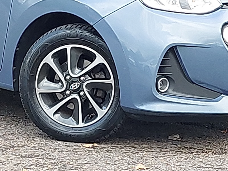 Used Hyundai i10 2017 for sale - 76375215: Photo 9