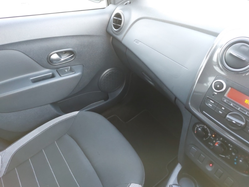 Used Dacia Sandero Stepway 2019 for sale - 77736471: Photo 16