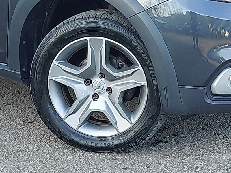 Used Dacia Sandero Stepway 2019 for sale - 77736471: Photo 9