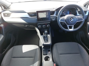 Used Renault Captur 2024 for sale - 78440817: Photo