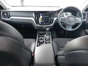 Used Volvo V60 2019 for sale - 79597920: Photo