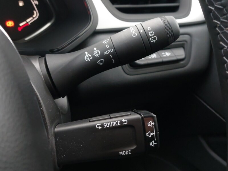 Used Renault Captur 2024 for sale - 77197512: Photo 16