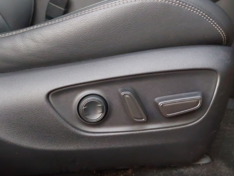 Used Toyota RAV4 2019 for sale - 76663970: Photo 13