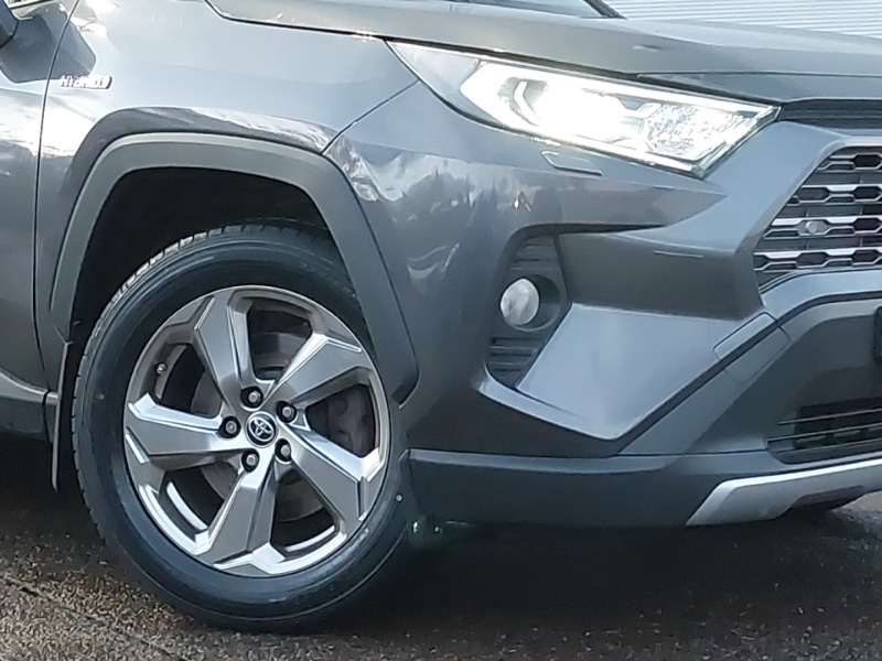 Used Toyota RAV4 2019 for sale - 76663970: Photo 9