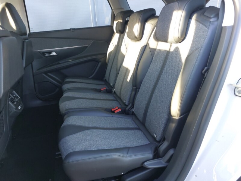 Used Peugeot 5008 2018 for sale - 77677979: Photo 6