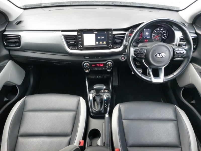 Used Kia Stonic 2019 for sale - 76815802: Photo 2