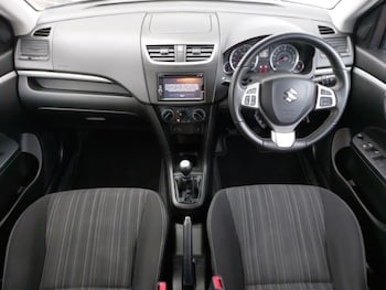 Used Suzuki Swift 2016 for sale - 76187779: Photo 2