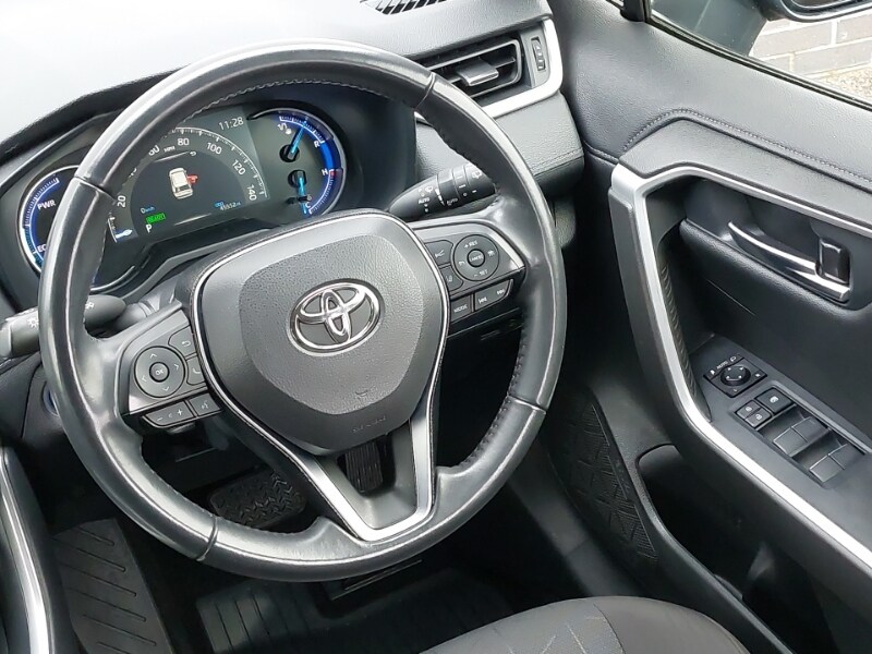 Used Toyota RAV4 2021 for sale - 77475775: Photo 10