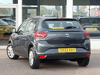 Used Dacia Sandero 2022 for sale - 76108022: Photo