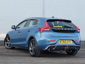 Used Volvo V40 2016 for sale - 77324895: Photo