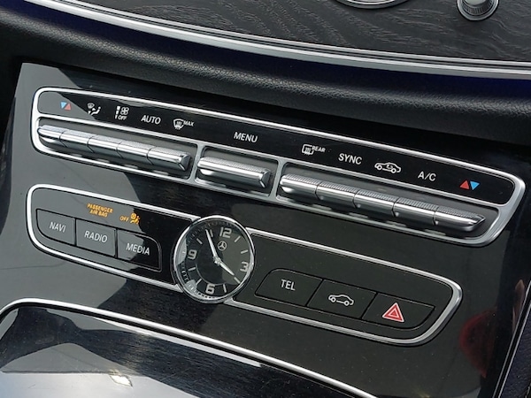Used Mercedes-Benz E-Class 2017 for sale - 76208499: Photo 14