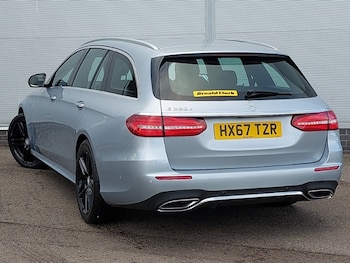 Used Mercedes-Benz E-Class 2017 for sale - 76208499: Photo 3