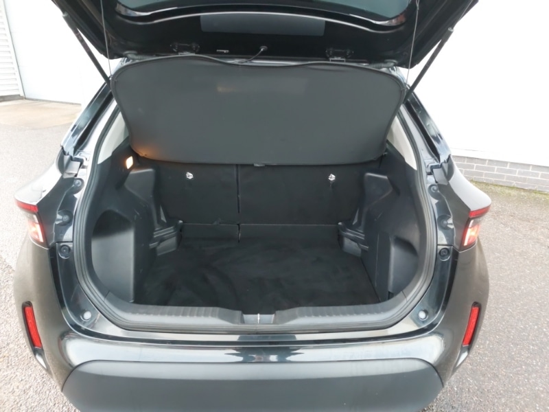 Used Toyota Yaris Cross 2022 for sale - 76915568: Photo 8