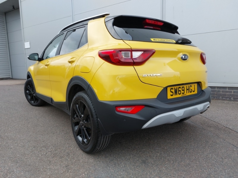 Used Kia Stonic 2020 for sale - 76492978: Photo 3