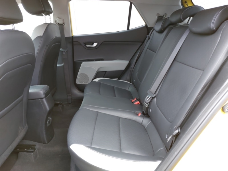 Used Kia Stonic 2020 for sale - 76492978: Photo 6