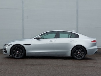 Used Jaguar XE 2019 for sale - 78656378: Photo