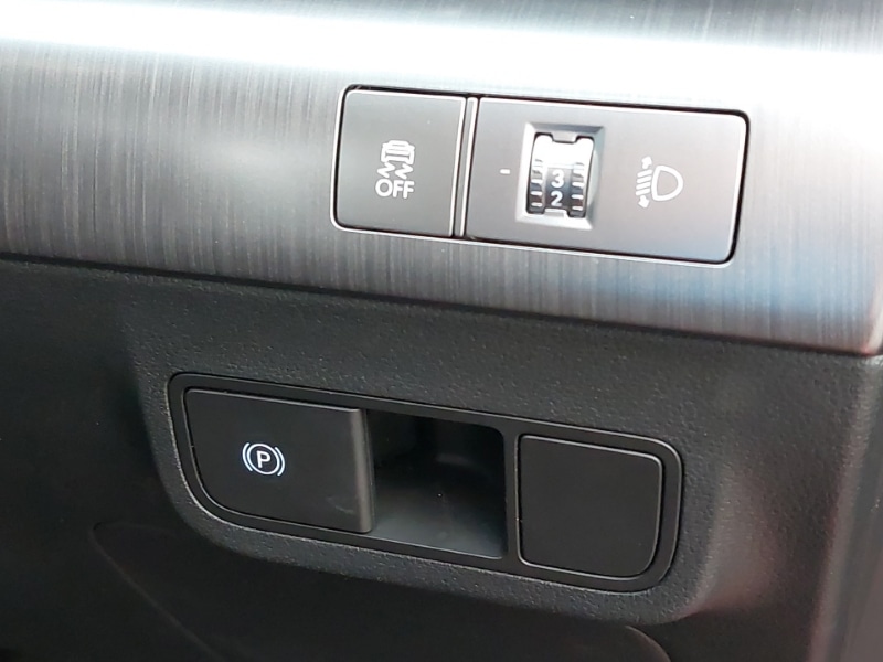 Used Hyundai KONA 2025 for sale - 76951727: Photo 12