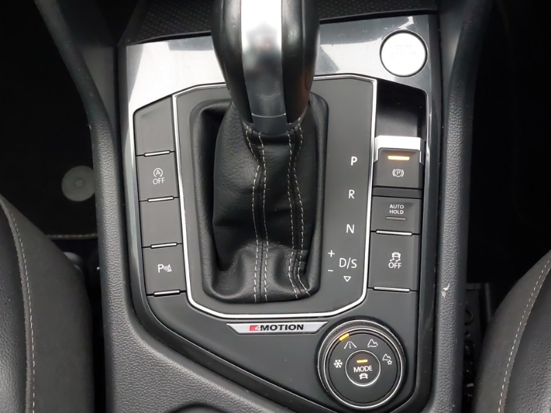 Used Volkswagen Tiguan 2018 for sale - 76397403: Photo 17